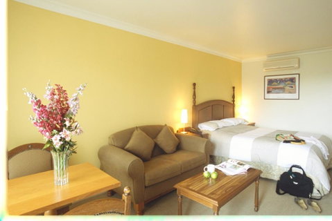 Best Western Plus The Tudor Box Hill - Accommodation Brisbane 2