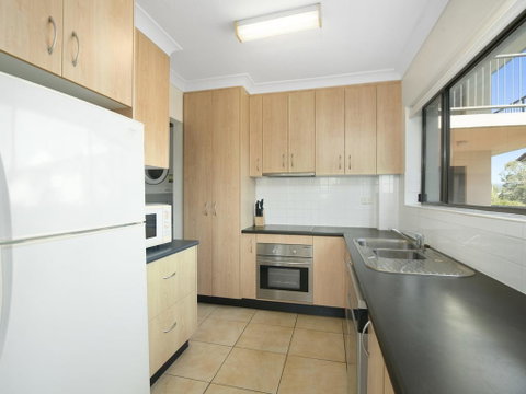 BILINGA GARDENS, UNIT 7 - Accommodation Brisbane 2