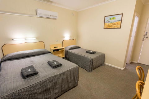 Billabong Motel - Accommodation Brisbane 2