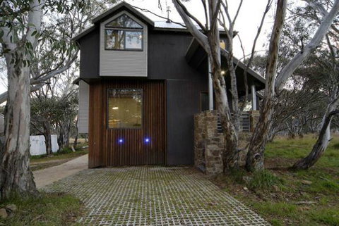 Blue Ice - Accommodation Brisbane 0