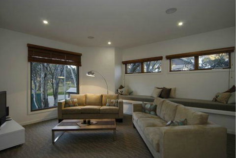 Blue Ice - Accommodation Brisbane 3