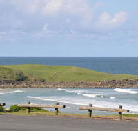 Blue Pacific 1 - Across the road from Pippi Beach - Accommodation Brisbane