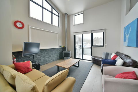 Blues Air 1 - Accommodation Brisbane 3