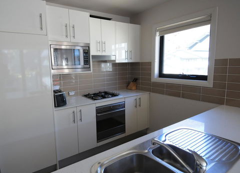 Blues Air 3 - Accommodation Brisbane 1