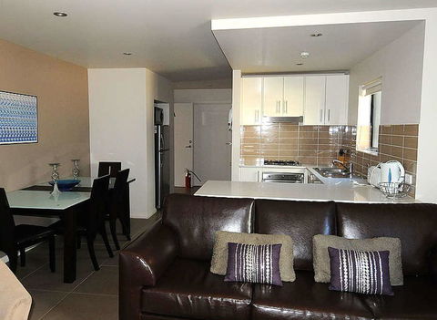 Blues Air 3A - Accommodation Brisbane 3