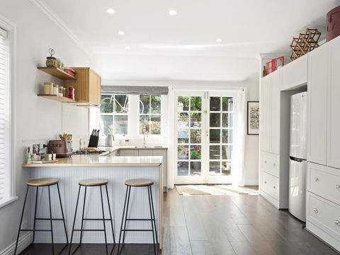 Bluestone Cottage Launceston-hosted By: LAbode - Accommodation Brisbane 0