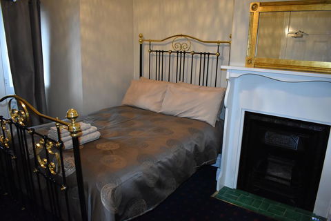 Blyth Hotel - Accommodation Brisbane 1