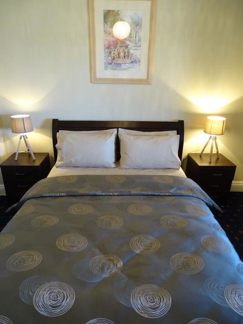 Blyth Hotel - Accommodation Brisbane 3
