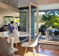 Boatshed Villa Green Door - Accommodation Brisbane