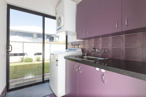The Lane, Doubleview - Accommodation Brisbane 3