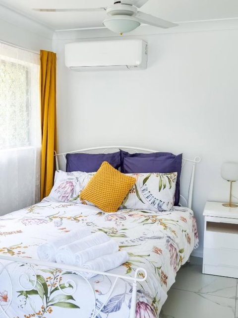 The Lux Guest House - Accommodation Brisbane 0
