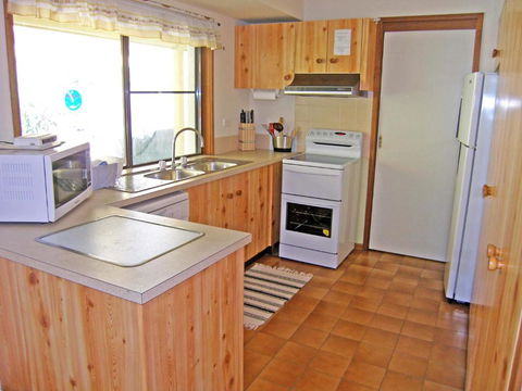 WARR4C - Home Away - Accommodation Brisbane 1
