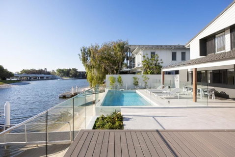 Waterfront Family Retreat, Pet-Friendly - Accommodation Brisbane 0