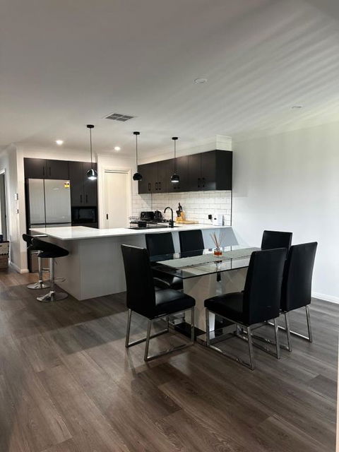 Xquisite - Accommodation Brisbane 2