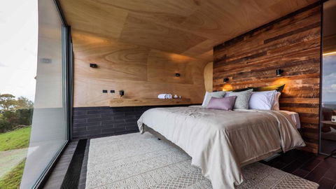 Worlds Only Sky Barrel On Edge Of Extinct Volcano - Accommodation Brisbane 2
