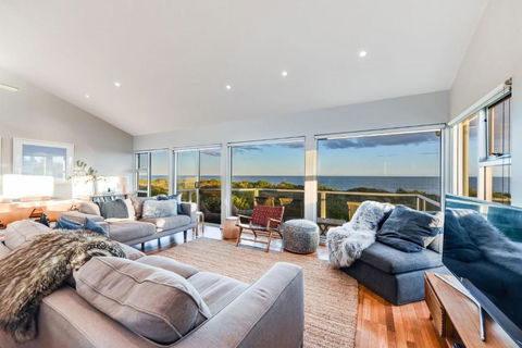 A Surfers Paradise At Chiton Rocks Pets Welcome - Accommodation Brisbane 2