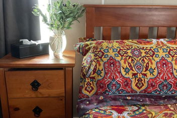 Corella Creek Country Farm Stay with Accommodation Brisbane