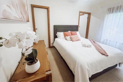 Paringa Riverside Resort - Accommodation Brisbane 2