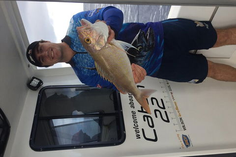 3/4 Day 7 Hour Offshore Fishing Charter - Accommodation Brisbane 0