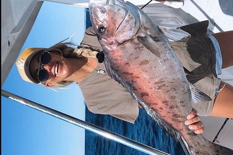 3/4 Day 7 Hour Offshore Fishing Charter - Accommodation Brisbane 1