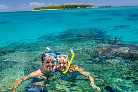Green Island Day Trip Including Seawalker Helmet Dive COMBO - Accommodation Brisbane 0