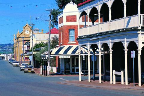 2-Day Wave Rock, York, Wildflowers & Aboriginal Experience - Accommodation Brisbane 5
