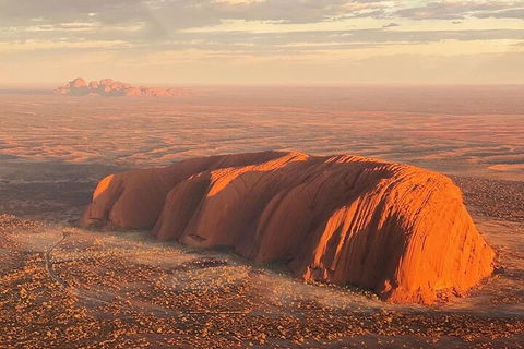 Helicopter Scenic: Extended Uluru & Kata Tjuta - Accommodation Brisbane 1
