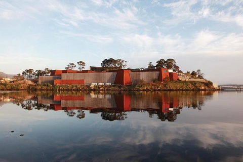 Hobart City Sightseeing Tour Including MONA Admission - Accommodation Brisbane 2