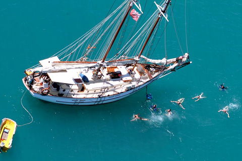 Whitsunday Islands Private Sailing Experience With Snorkeling & Langford Reef - Accommodation Brisbane 1
