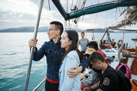 Whitsunday Islands Private Sailing Experience With Snorkeling & Langford Reef - Accommodation Brisbane 2