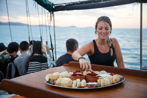 Fly & Sail Package (With Providence) - Accommodation Brisbane 0